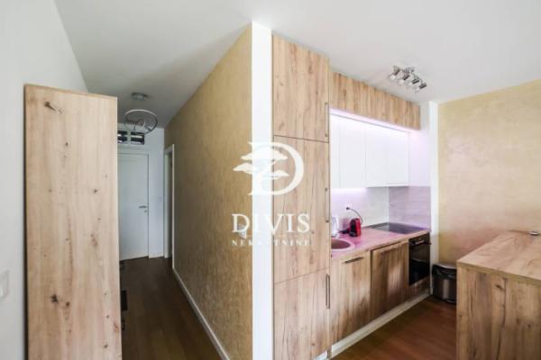 Slika 8 - Vojvode Dobrnjca, Jednoiposoban stan na prodaju, 40m2, 249.000€